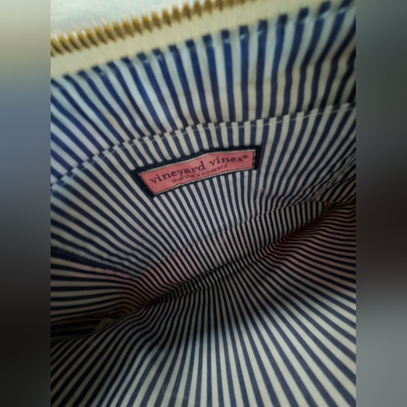 Vineyard Vines Pouch - Picture 2 of 2